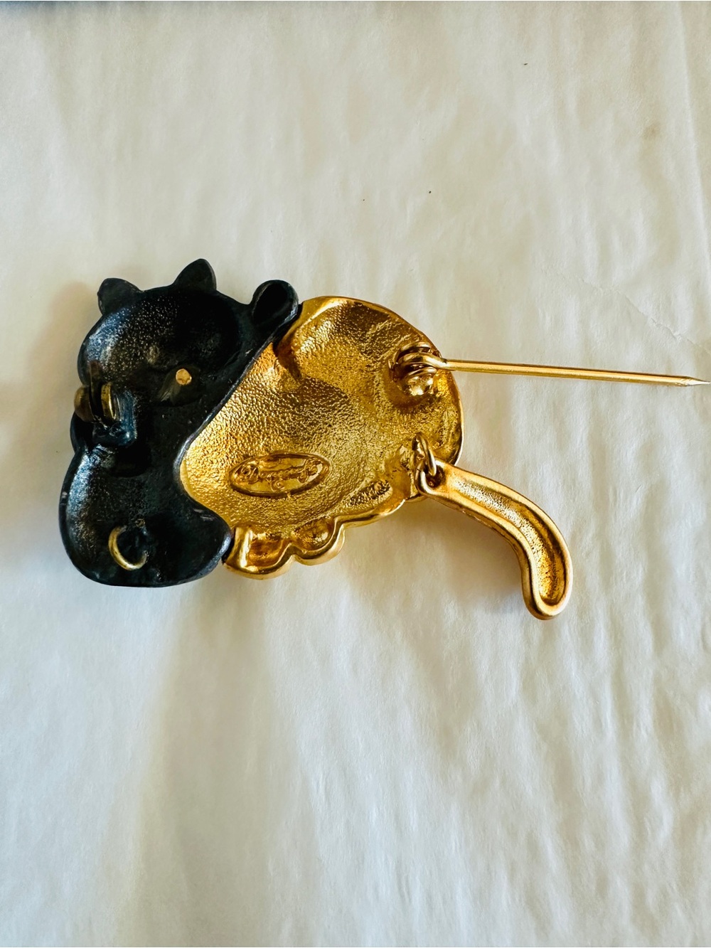 VTG Danecraft Cuddling Cats Two Tone Brooch Pin - Gold/Silver Toned - Picture 2 of 6